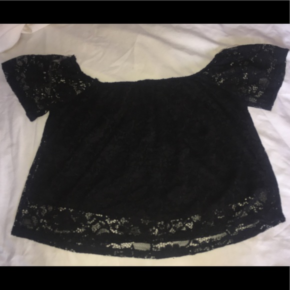 Black off the shoulder top size L - Picture 2 of 3